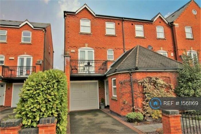 3 Bedroom Semi-Detached House To Rent In Shaftesbury Avenue, Radcliffe-On-Trent, Nottingham, NG12