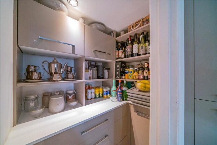 5 Bedroom Detached House For Sale In Coronation Avenue, Cowes, Isle Of Wight, PO31