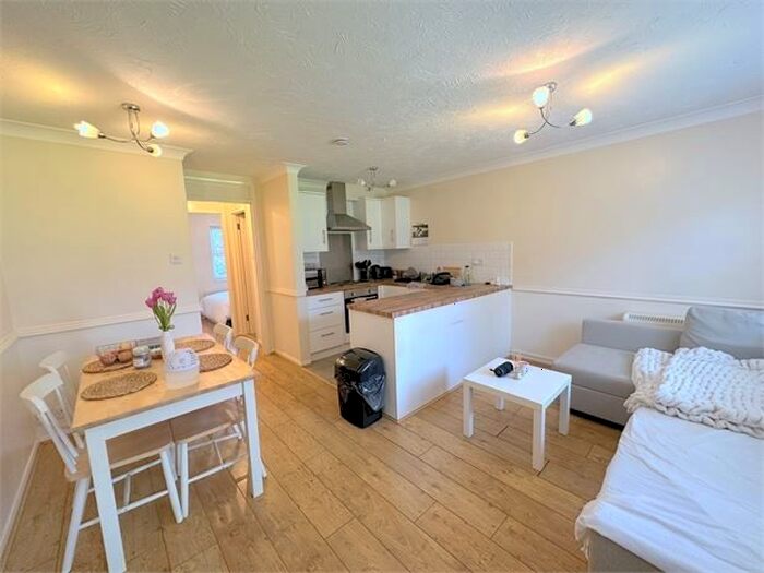 1 Bedroom Flat To Rent In Kenwyn Road, Dartford, Kent, DA1