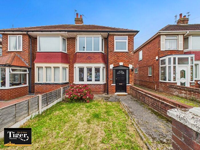 3 Bedroom Semi-Detached House To Rent In Rivington Avenue, Bispham, FY2