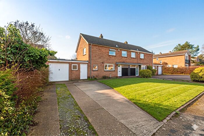 3 Bedroom Semi Detached House For Sale In Abbots Crescent, St. Ives, PE27