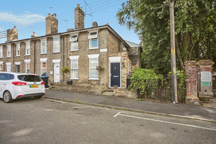 3 Bedroom End Of Terrace House For Sale In Crown Street, Stowmarket, IP14