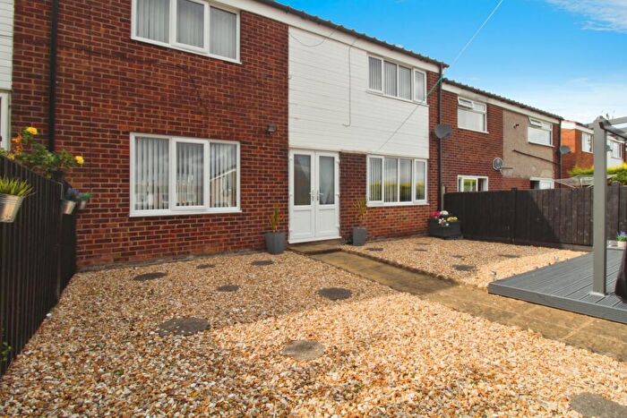 3 Bedroom Terraced House For Sale In Cottam Road, High Green, Sheffield, S35