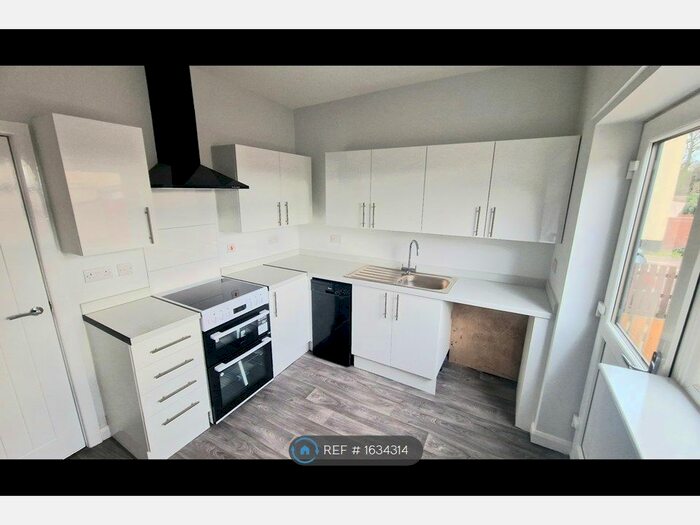 2 Bedroom Terraced House To Rent In High Street, Royston, Barnsley, S71