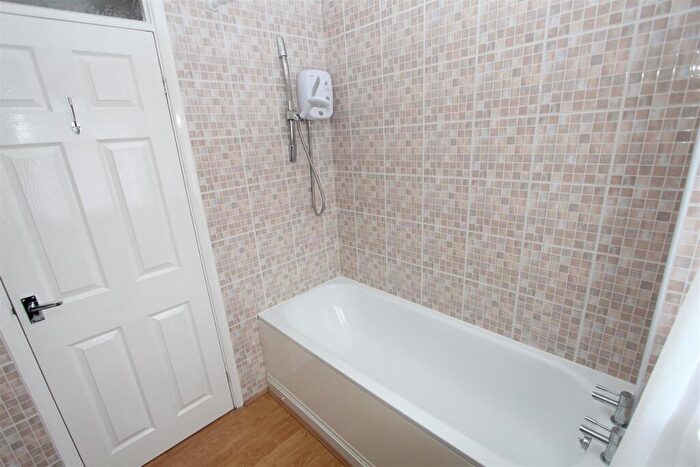 2 Bedroom Detached House To Rent In AmblesideSittingbourneKent, ME10