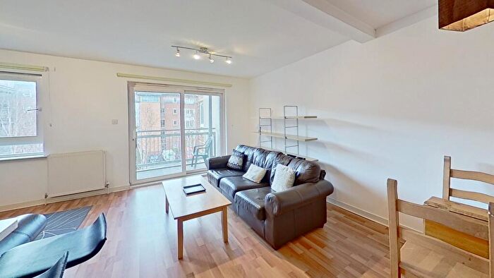 2 Bedroom Flat To Rent In Albion Gardens, Edinburgh, EH7