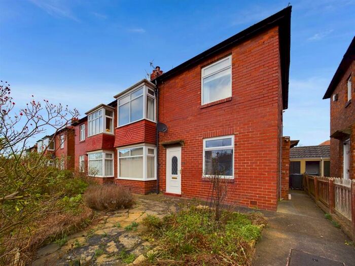 2 Bedroom Apartment To Rent In Holm Green, Whitley Bay, NE25