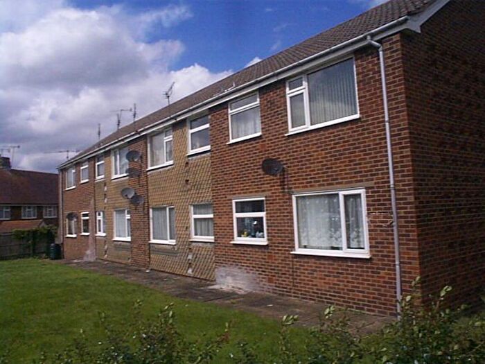 1 Bedroom Flat To Rent In St Augustines Court, Canterbury - Ref, CT1