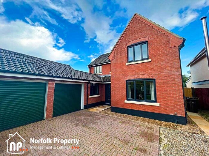 4 Bedroom Detached House To Rent In Long Stratton, NR15