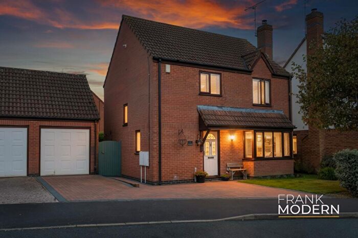 3 Bedroom Detached House For Sale In The Kippings, Thurlby, PE10