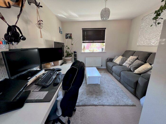 1 Bedroom Flat To Rent In Pascal Close, Corby, NN17