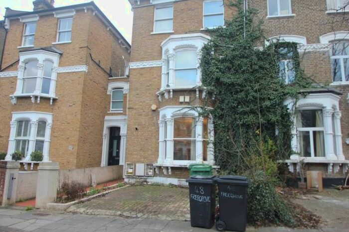 2 Bedroom Flat To Rent In Freegrove Road, London, N7
