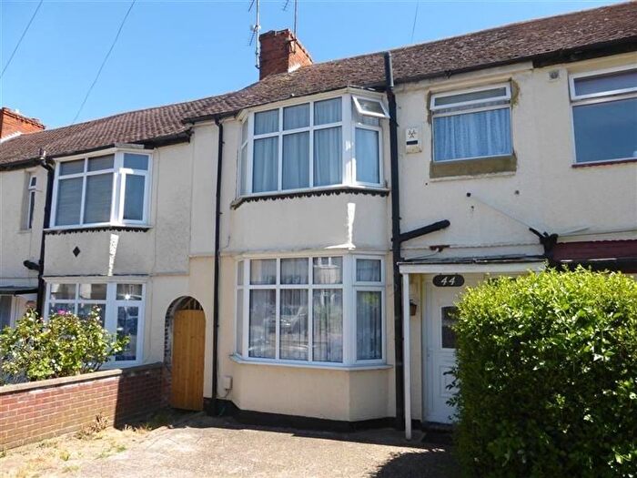 5 Bedroom Terraced House To Rent In Shelley Road, Luton, LU4