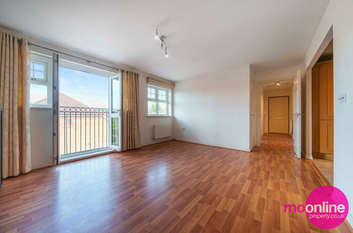 2 Bedroom Flat To Rent In Bampton Drive, London, NW7