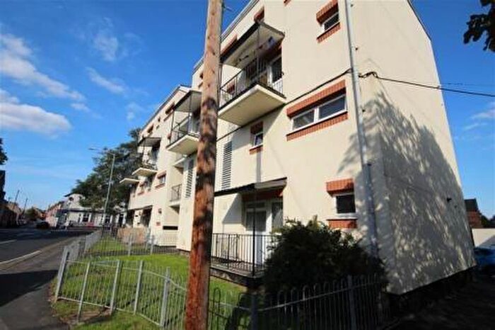 2 Bedroom Duplex To Rent In Kennedy Square, Leamington Spa, Warwickshire, CV32