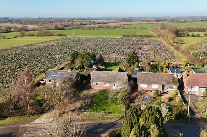 3 Bedroom Detached Bungalow For Sale In Trunch Hill, Denton, Harleston, IP20