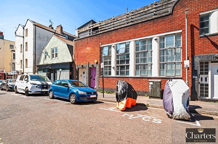 2 Bedroom Flat To Rent In Cavendish Court, Cavendish Street, Brighton, BN2
