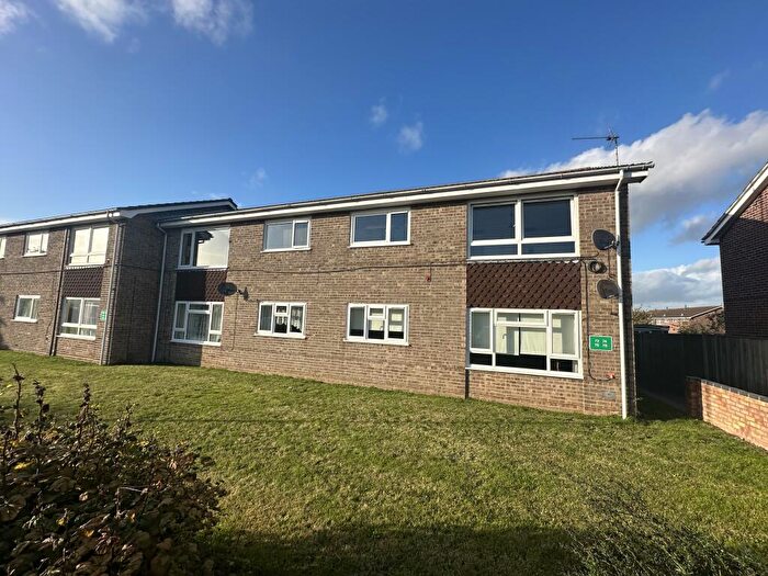 1 Bedroom Flat To Rent In Kingfisher Close, Bradwell, Great Yarmouth, NR31