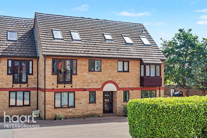 2 Bedroom Apartment For Sale In St Margarets Road, Peterborough, PE2