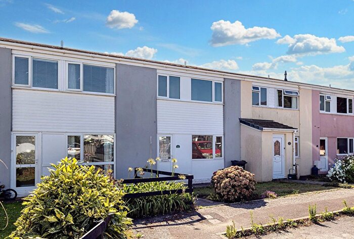 3 Bedroom Terraced House To Rent In Pendragon Crescent, Newquay, TR7