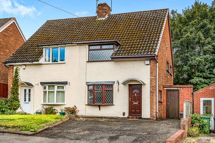 2 Bedroom Semi-Detached House To Rent In Corbyn Road, Dudley, West Midlands, DY1