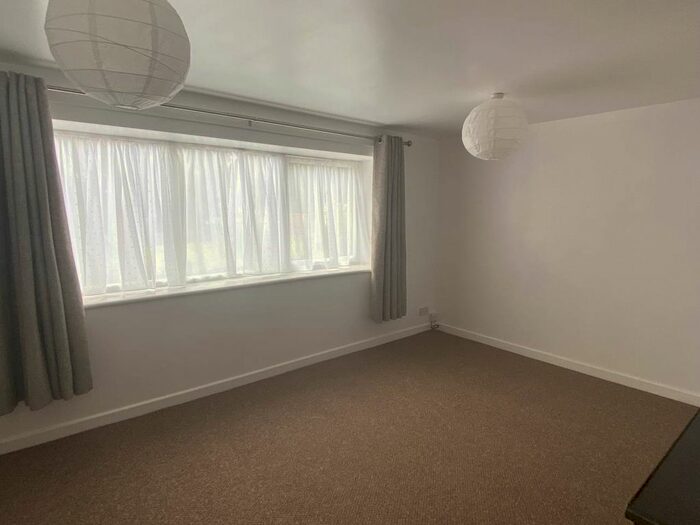 1 Bedroom Flat To Rent In Gravelly Hill, Erdington, Birmingham, B23