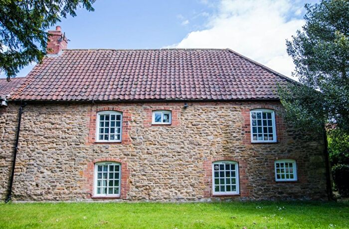 5 Bedroom Terraced House For Sale In Church Farm Mews, Burton-Upon-Stather, DN15