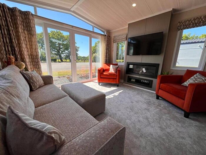2 Bedroom Caravan For Sale In Ash Close, Alnwick, NE66