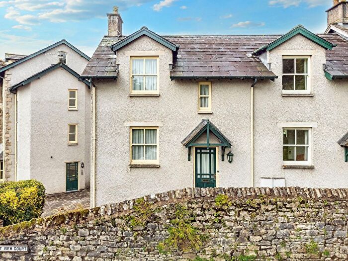 2 Bedroom End Of Terrace House For Sale In East View Court, Kendal, LA9