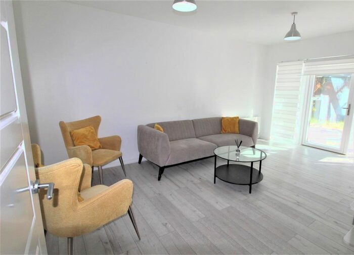 3 Bedroom Property To Rent In Clifton Hatch, Harlow, CM18