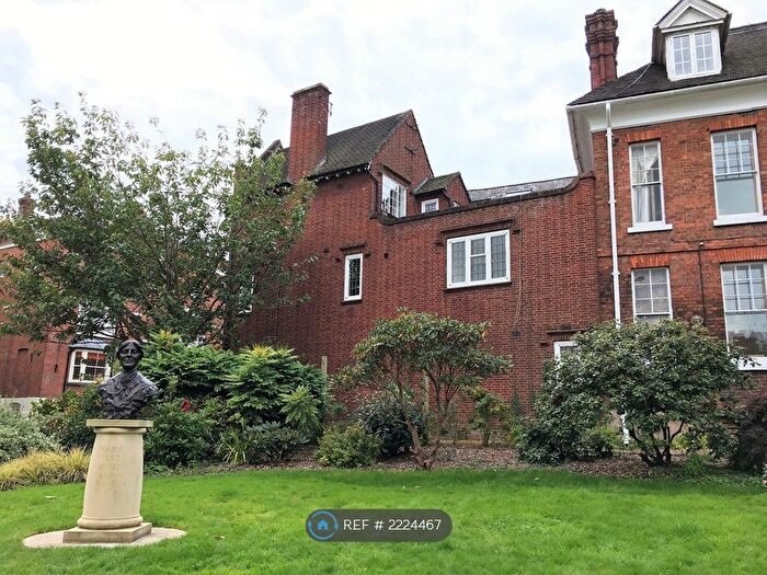 2 Bedroom Flat To Rent In Castle Street, Shrewsbury, SY1