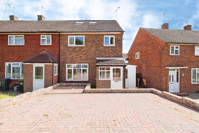 4 Bedroom End Terrace House For Sale In Hayling Road, Watford, WD19