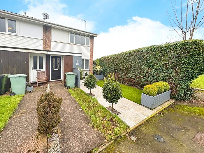 1 Bedroom Flat To Rent In Roebuck Glade, Willenhall, West Midlands, WV12