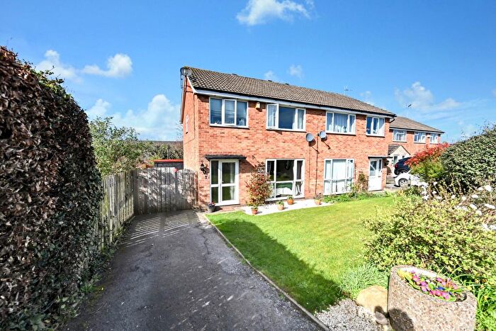 3 Bedroom Semi Detached House For Sale In Sandy Lane, Ripon, HG4