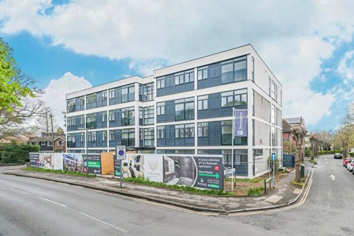 1 Bedroom Apartment To Rent In West Byfleet, Surrey, KT14