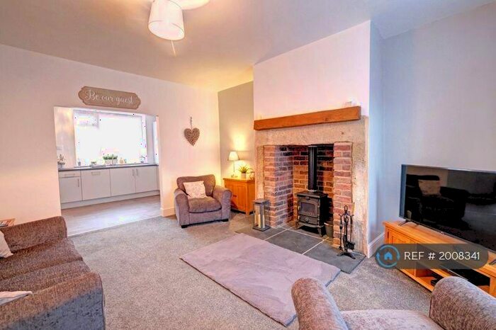 3 Bedroom Terraced House To Rent In Middleton Street, Amble, Morpeth, NE65