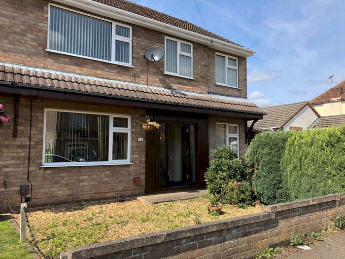 3 Bedroom Semi-Detached House To Rent In Copelands Road, Desborough, NN14