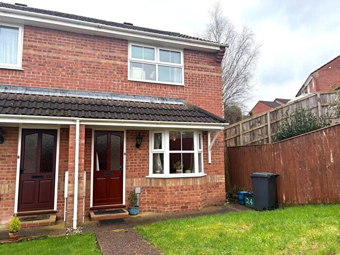 2 Bedroom Semi-Detached House For Sale In Barnes Close, Honiton, EX14