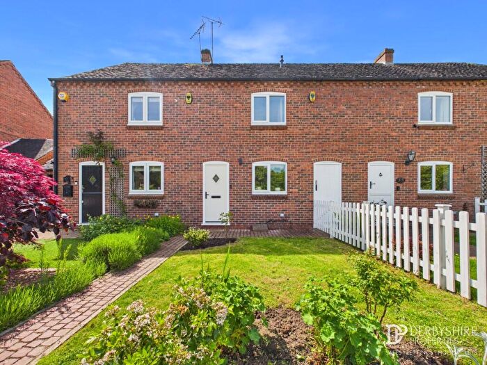 2 Bedroom Cottage For Sale In Golden Valley, Riddings, Alfreton, DE55