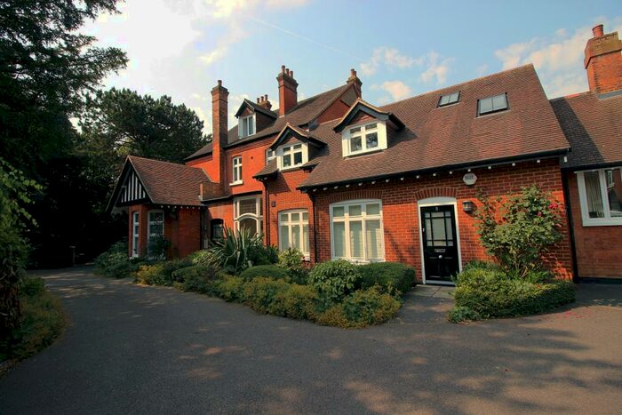 2 Bedroom Flat To Rent In Althorp Rd, St Albans, AL1