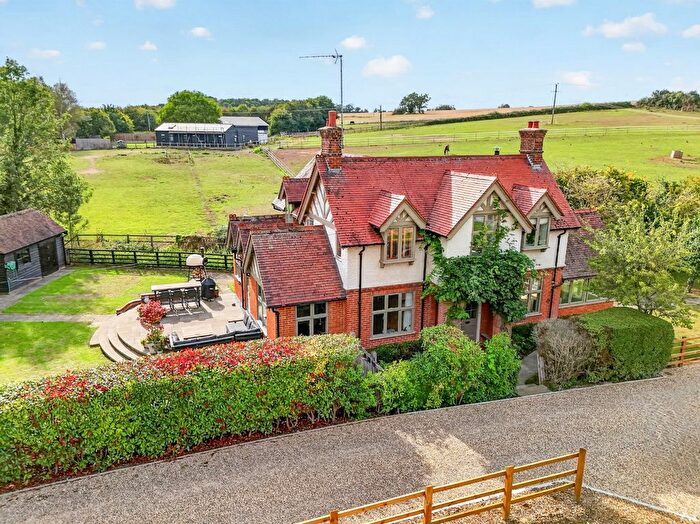 4 Bedroom Detached House For Sale In Cambridge Road, Wadesmill, Ware, Hertfordshire, SG12