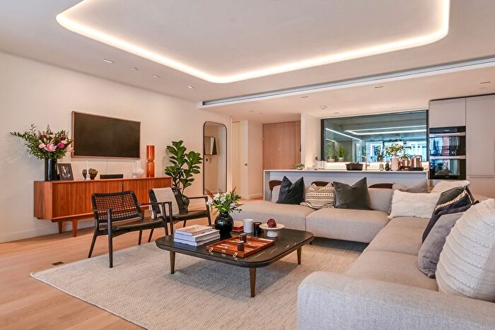 1 Bedroom Flat For Sale In Marylebone Square, Marylebone, London, W1U