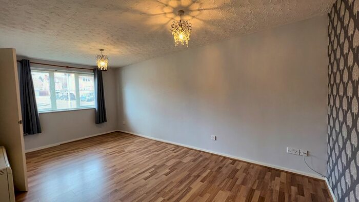 2 Bedroom Flat To Rent In Tudor Close, New Oscott, Sutton Coldfield, B73