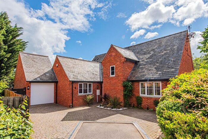 4 Bedroom Detached House For Sale In Harlestone Road, Duston, Northampton, NN5