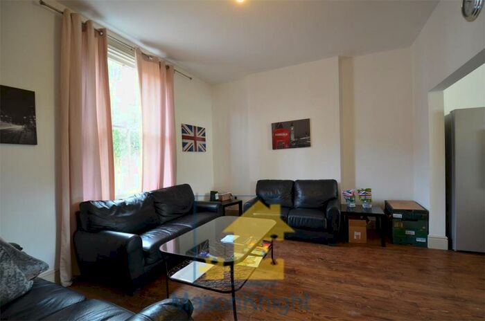 7 Bedroom End Of Terrace House To Rent In / Academic Year Spacious Double Bedroom Student House With All En-suite, Edgbaston, Free Ultrafast M Broadb, B16