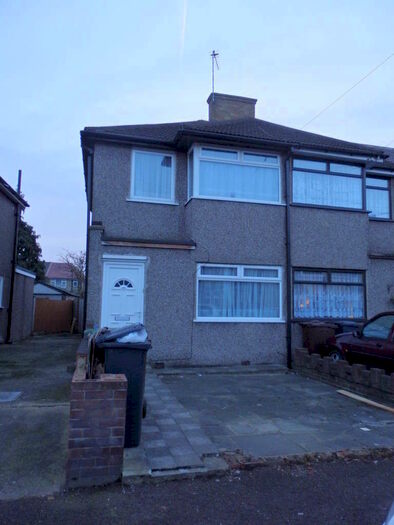 3 Bedroom Semi-Detached House To Rent In Second Avenue Dagenham Essex, RM10