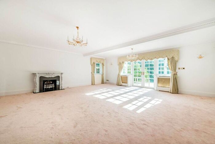 5 Bedroom Detached House To Rent In Wentworth Drive, Virginia Water, GU25