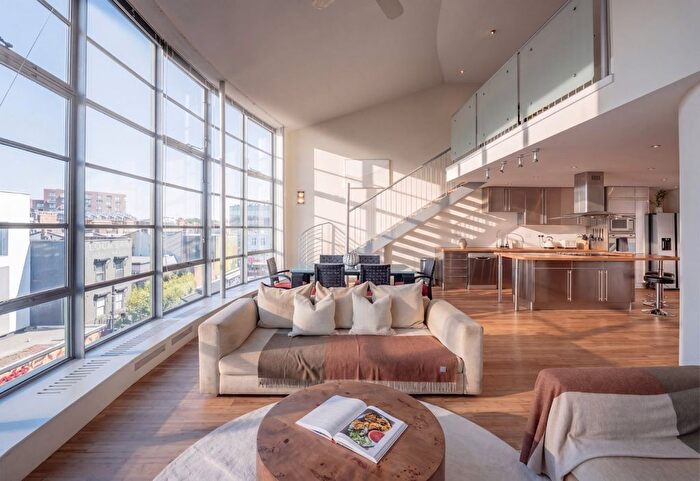 3 Bedroom Flat For Sale In The Glass Building, Camden, NW1