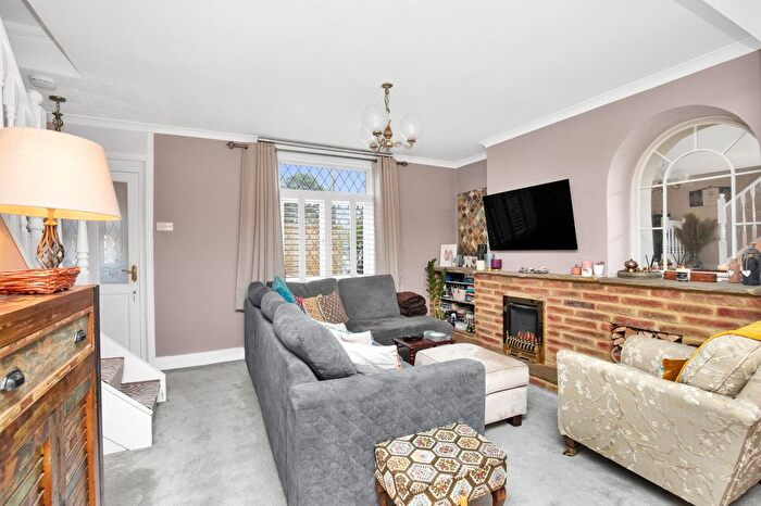 2 Bedroom Terraced House For Sale In Kingslea, Leatherhead, KT22
