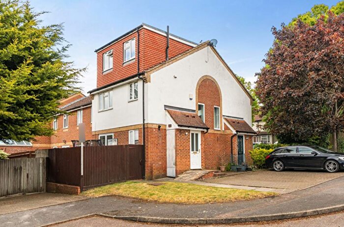 3 Bedroom End Of Terrace House For Sale In Neville Close, Banstead, SM7